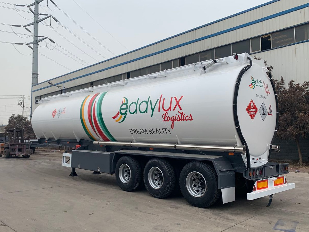 42000liters Trailer du réservoir à essence à vendre
